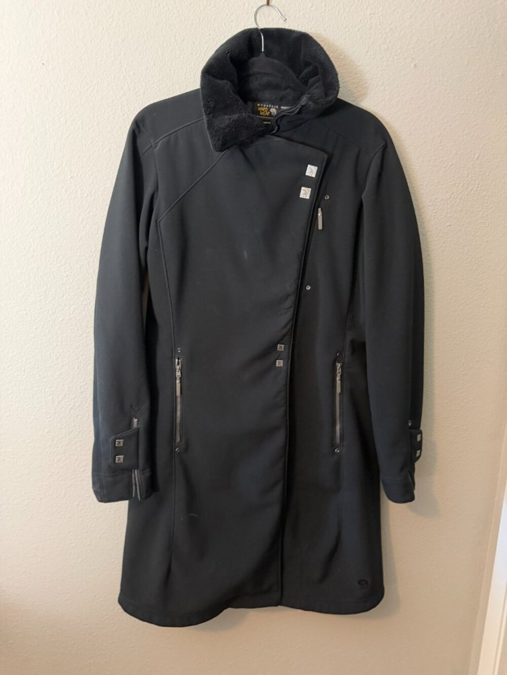 Mountain Hardwear Coat Womens MEDIUM M Black Long Sherpa Collar Faux Fur Lining
